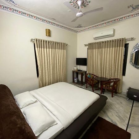 Braj Villa อุเดเปอร์ ภายนอก รูปภาพ