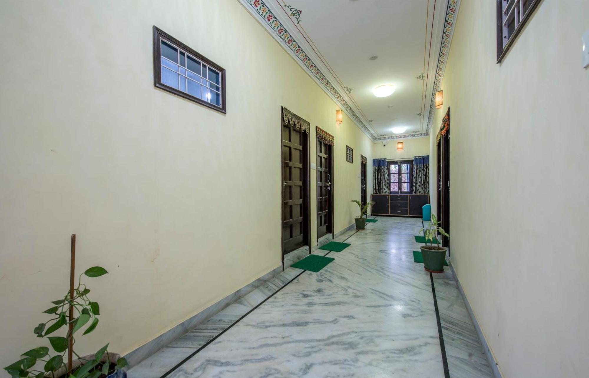 Braj Villa อุเดเปอร์ ภายนอก รูปภาพ